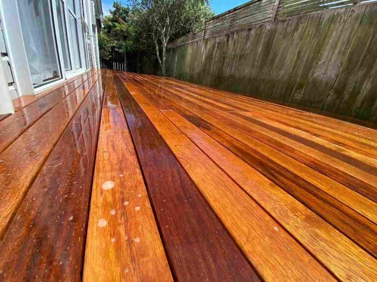 expert deck painting services in Auckland